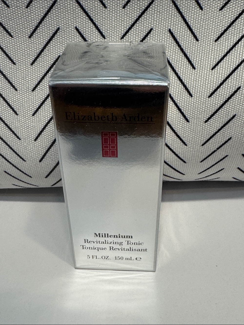 Elizabeth Arden Millenium Revitalizing Tonic – 5fl oz